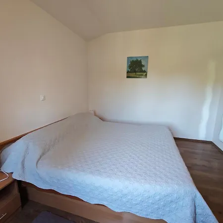 Bevanda Apartment *